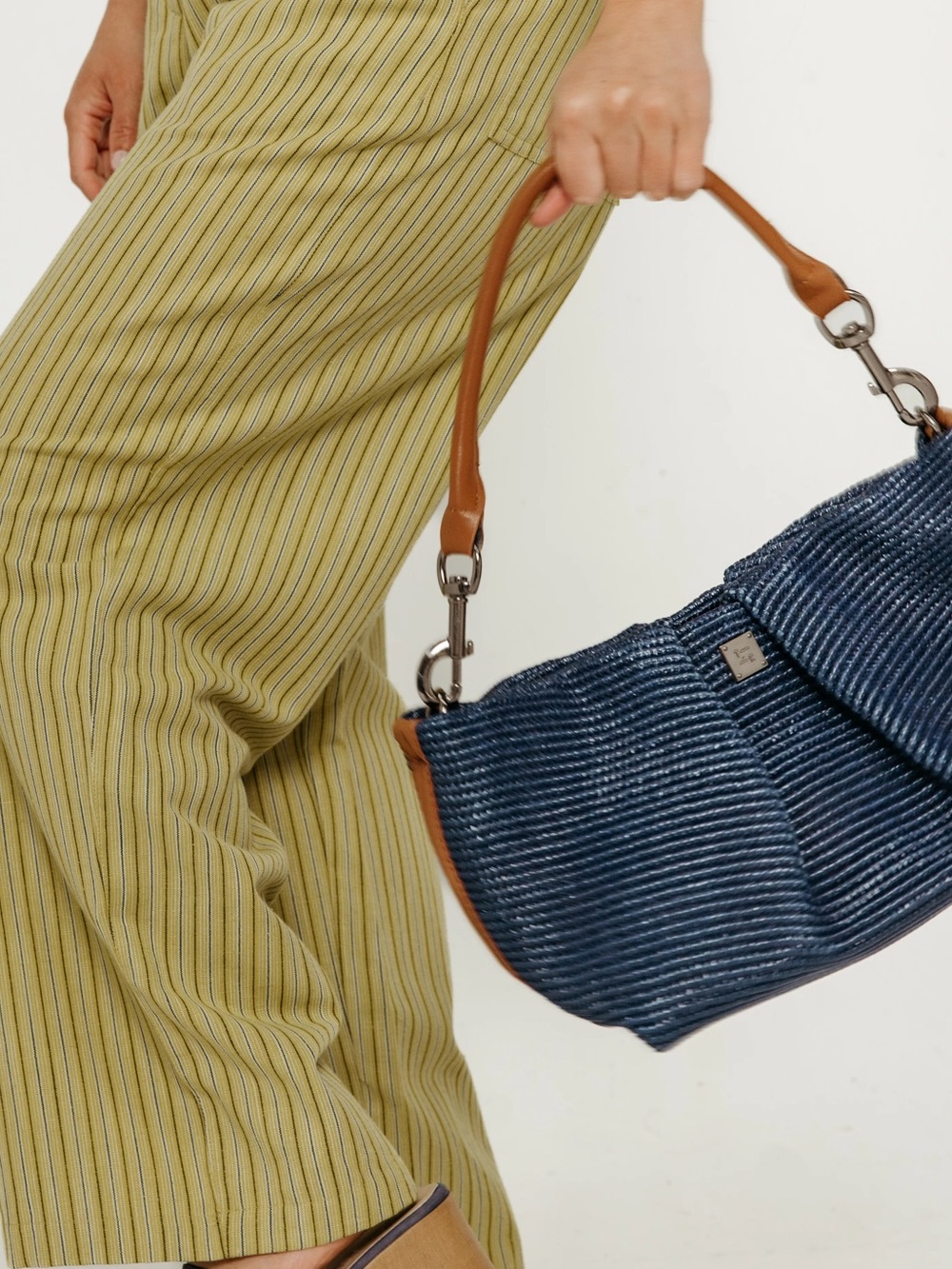 Think Rolyn Navy Blue Rafia Leather Crossbody Hand Bag Coastal Gathered NEW!